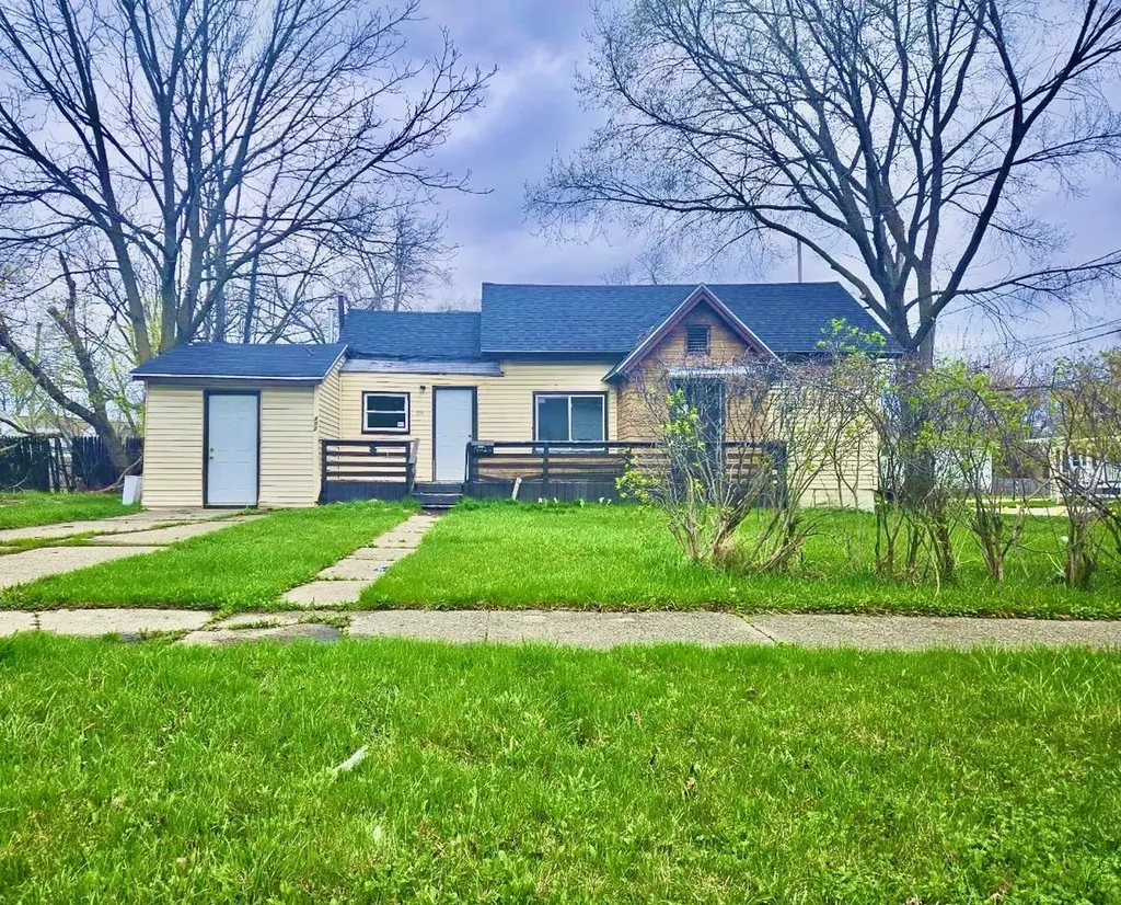 402 Oak Street Saginaw City MI 48604