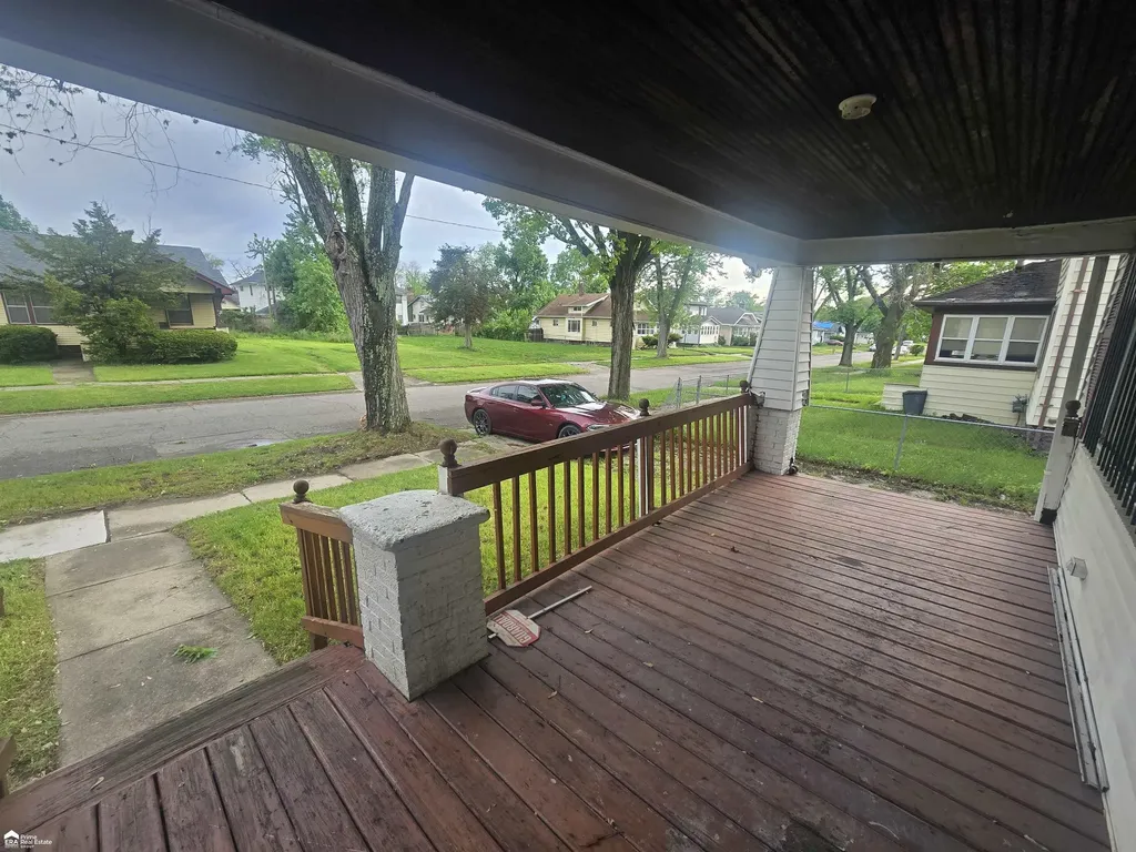 124 W Rankin Street Flint City MI 48505