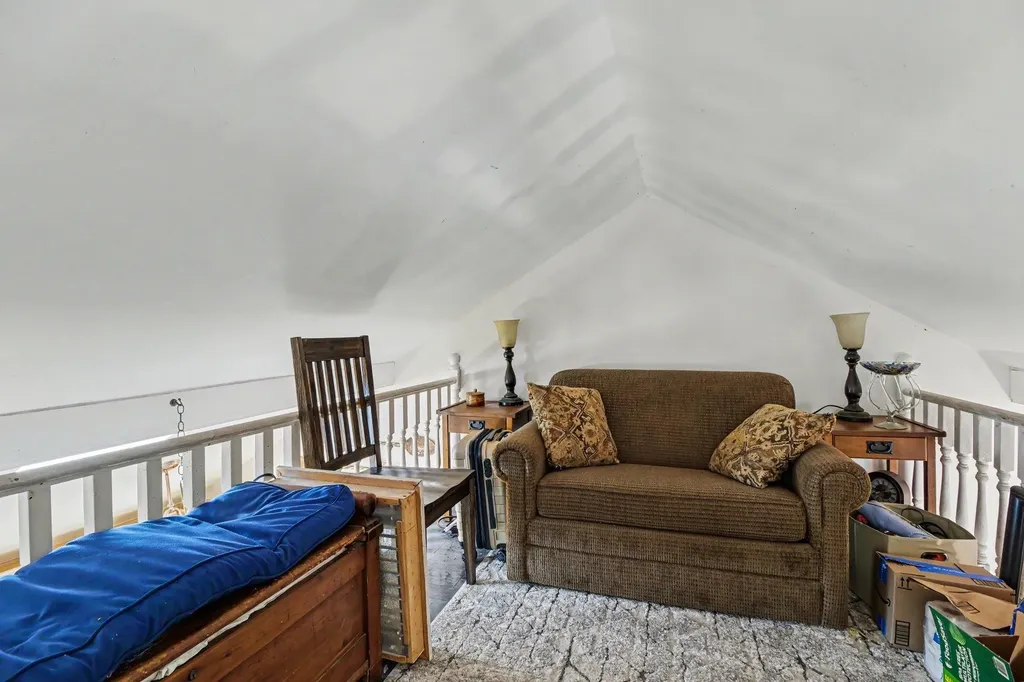 88 Hill Circle Drive Waterford Charter Township MI 48328