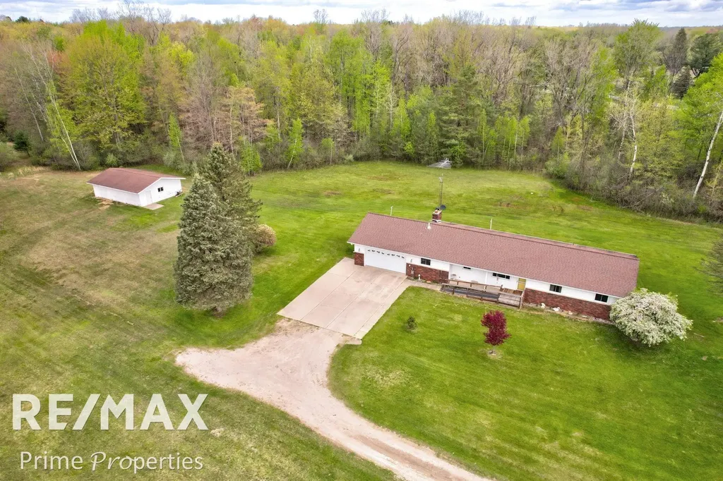 4301 Curtis Road Bridgeport Charter Township MI 48415