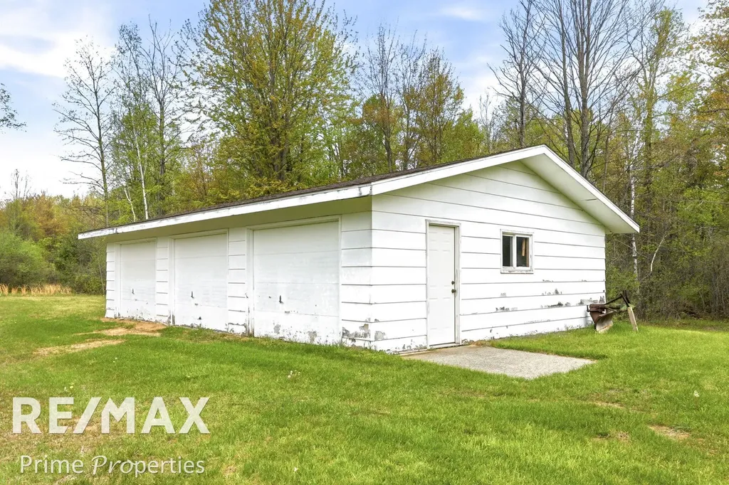 4301 Curtis Road Bridgeport Charter Township MI 48415