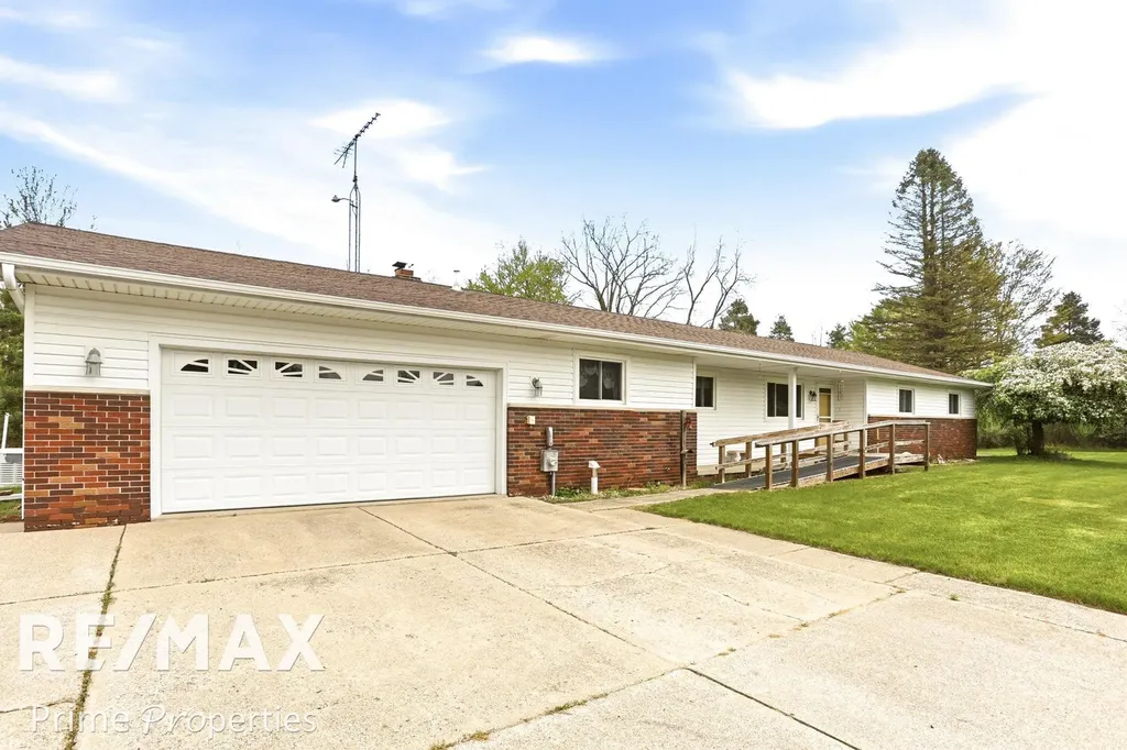 4301 Curtis Road Bridgeport Charter Township MI 48415