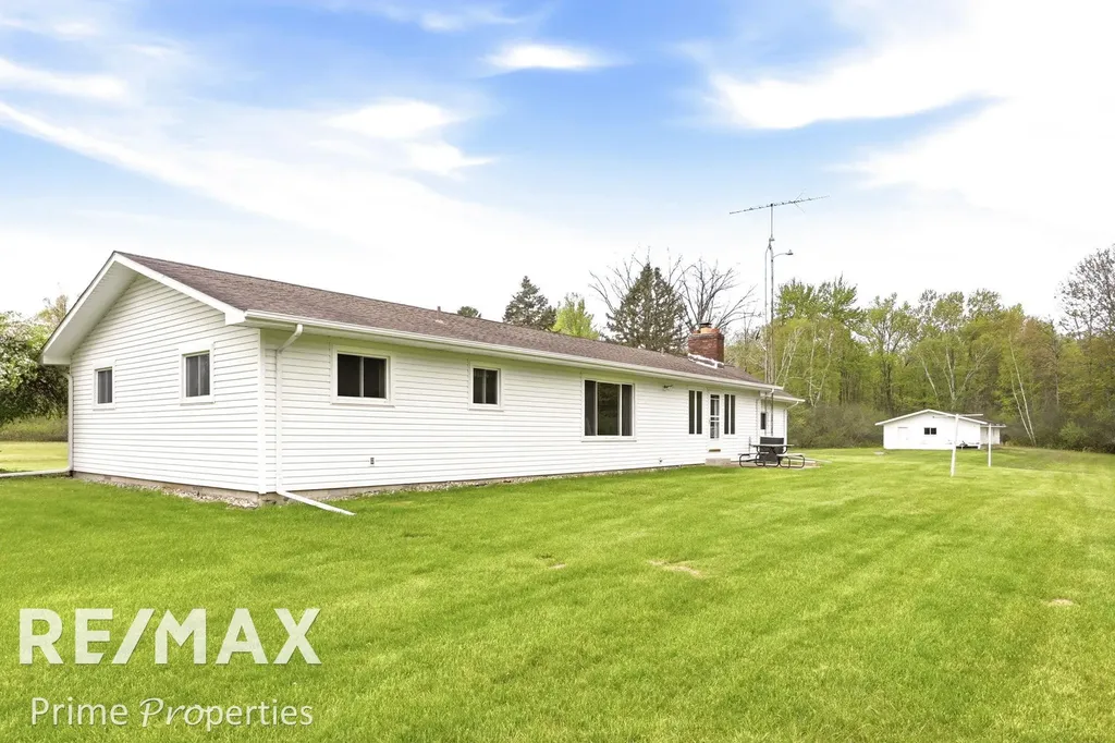 4301 Curtis Road Bridgeport Charter Township MI 48415