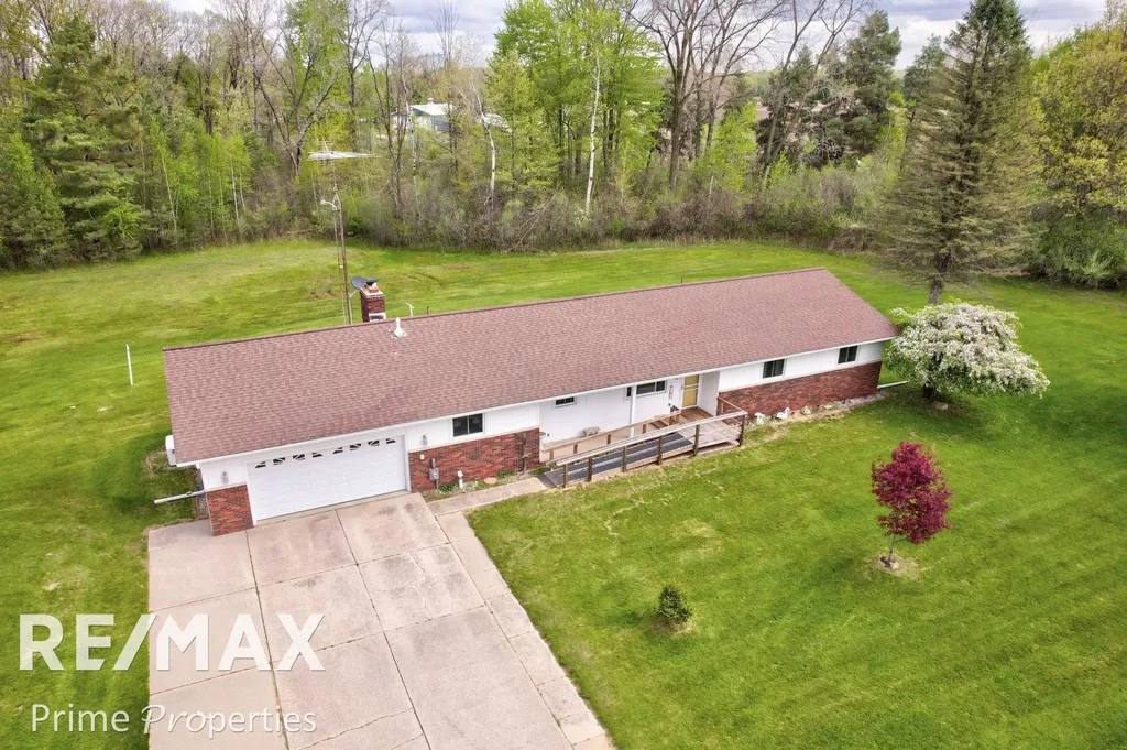 4301 Curtis Road Bridgeport Charter Township MI 48415