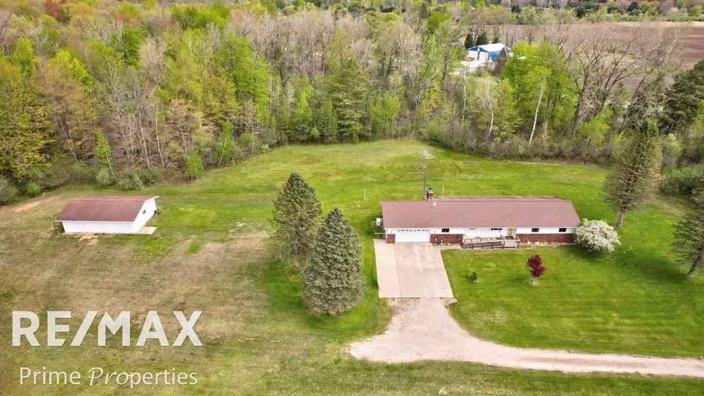 4301 Curtis Road Bridgeport Charter Township MI 48415