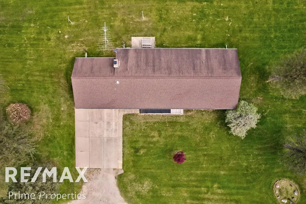 4301 Curtis Road Bridgeport Charter Township MI 48415