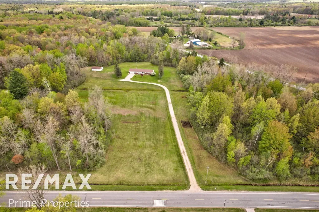 4301 Curtis Road Bridgeport Charter Township MI 48415