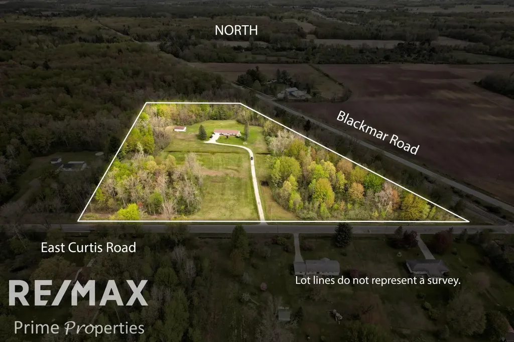 4301 Curtis Road Bridgeport Charter Township MI 48415
