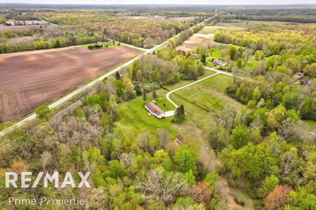 4301 Curtis Road Bridgeport Charter Township MI 48415