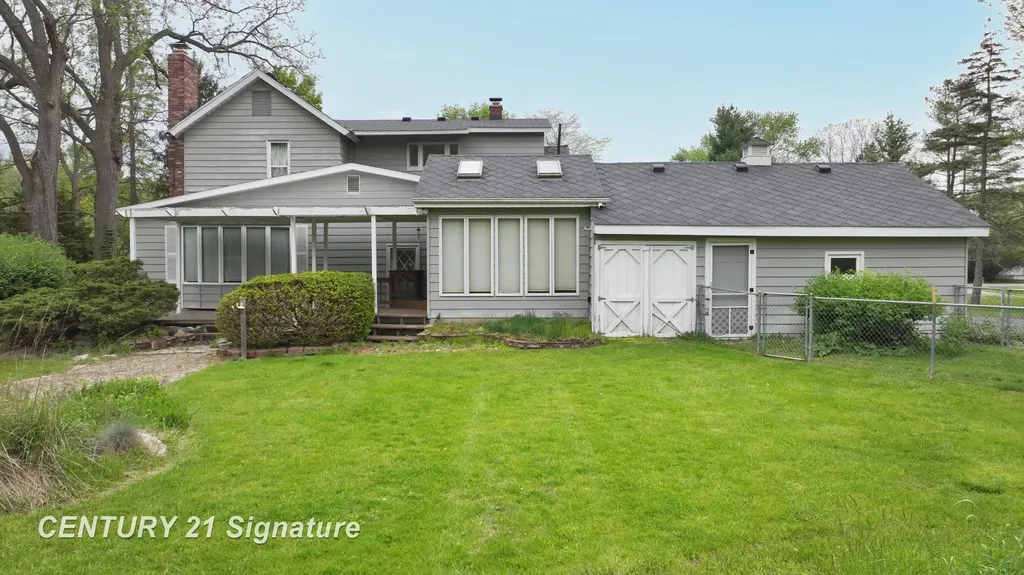 5501 Calkins Road Flint Charter Township MI 48532
