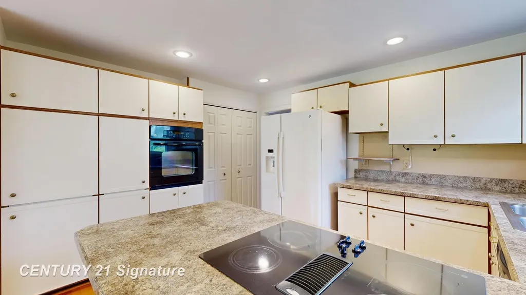 5501 Calkins Road Flint Charter Township MI 48532