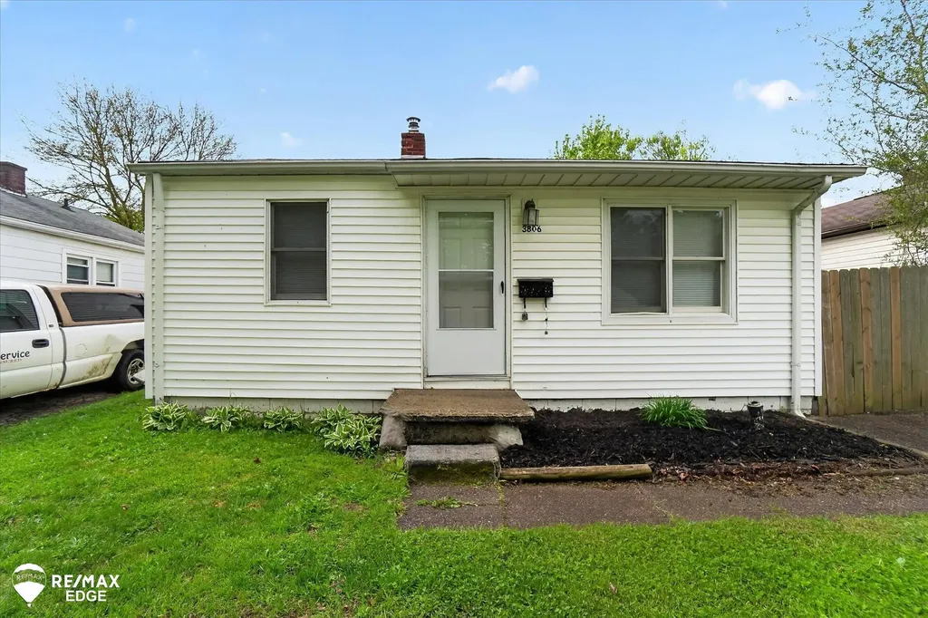3806 Pitkin Avenue Flint City MI 48506