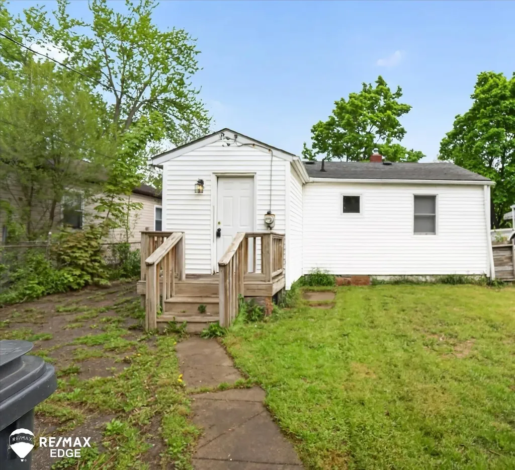 3806 Pitkin Avenue Flint City MI 48506