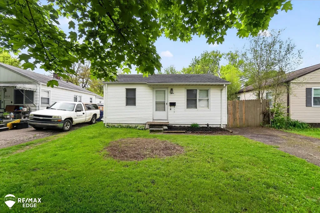 3806 Pitkin Avenue Flint City MI 48506