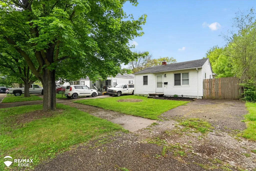 3806 Pitkin Avenue Flint City MI 48506
