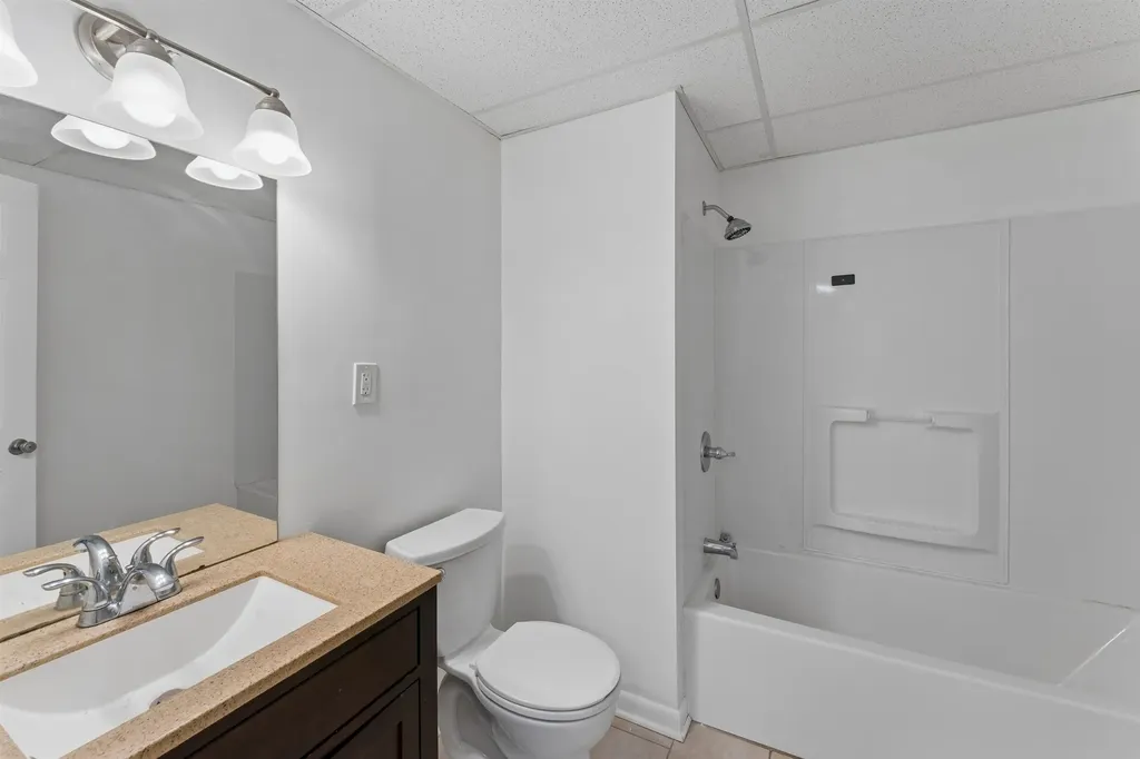 10149 Corunna #1 Road Clayton Charter Township MI 48473