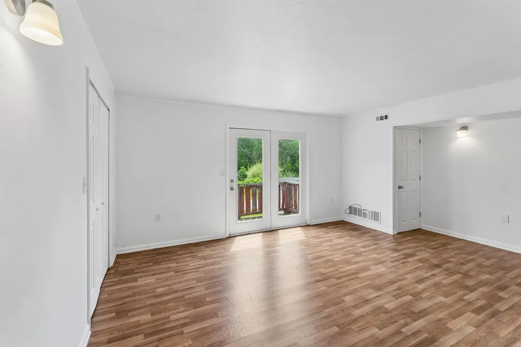 10149 Corunna #1 Road Clayton Charter Township MI 48473