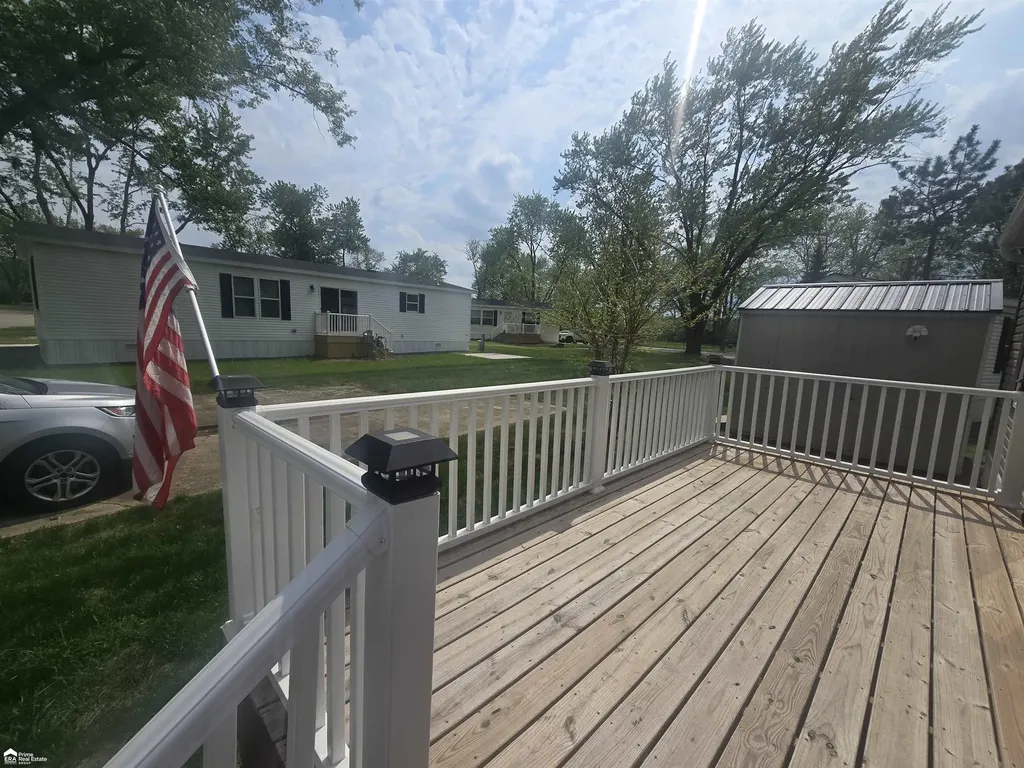 4101 S Sheridan Road Lennon Village MI 48449