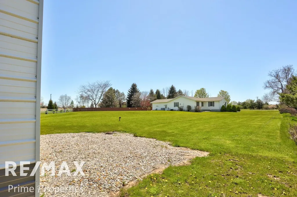 872 Huron Crest Drive Verona Township MI 48413