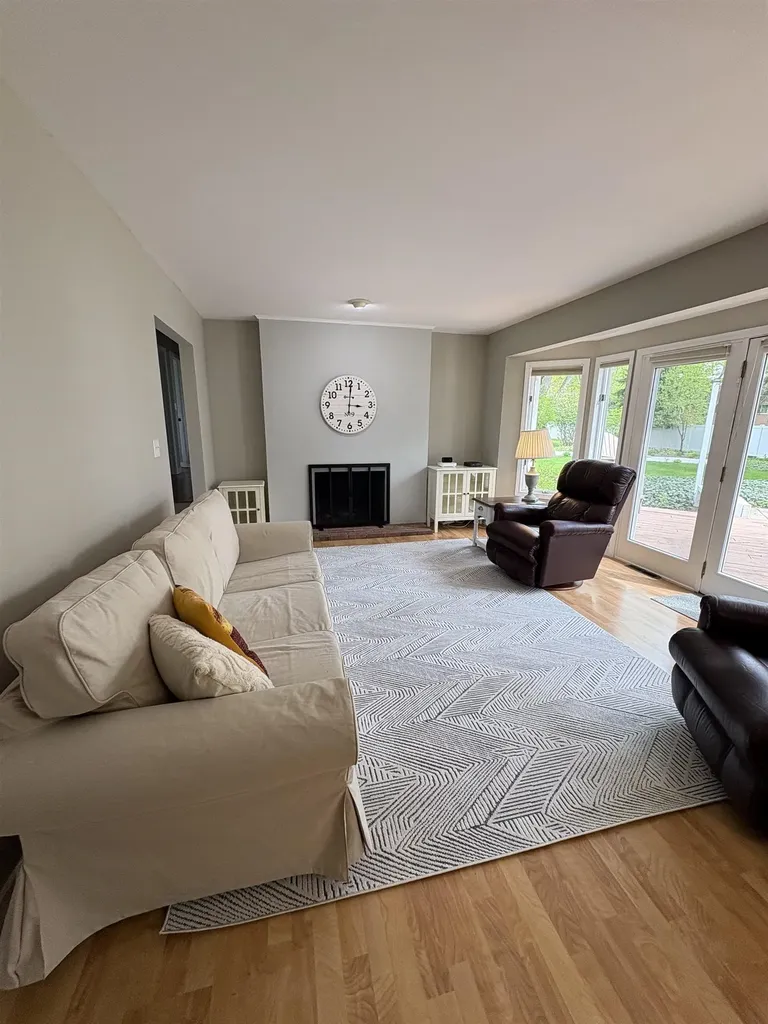 1 Wiltse Court Saginaw Charter Township MI 48603