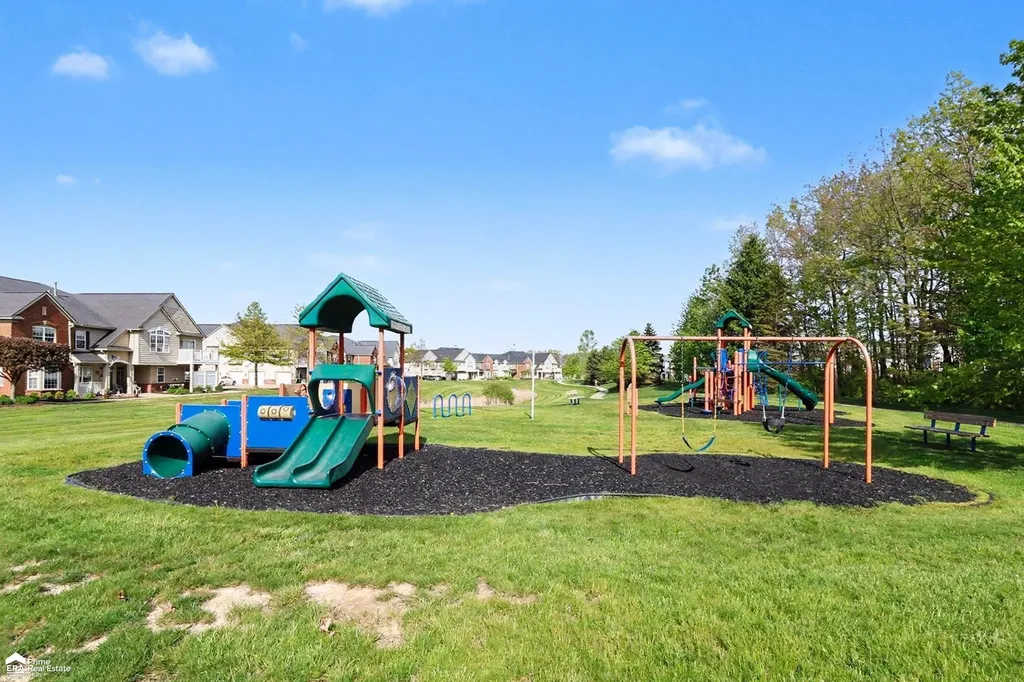 4011 Hampton Ridge Boulevard Genoa Township MI 48843