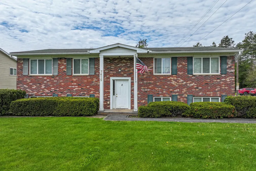 7415 Roger Thomas #2 Drive Genesee Charter Township MI 48458