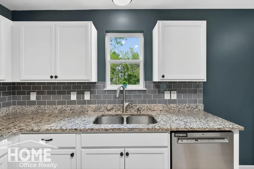160 Ash Street Corunna City MI 48817