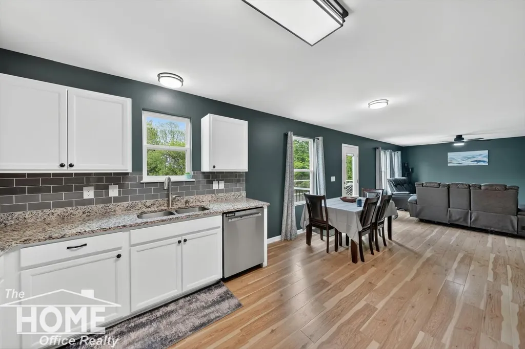 160 Ash Street Corunna City MI 48817