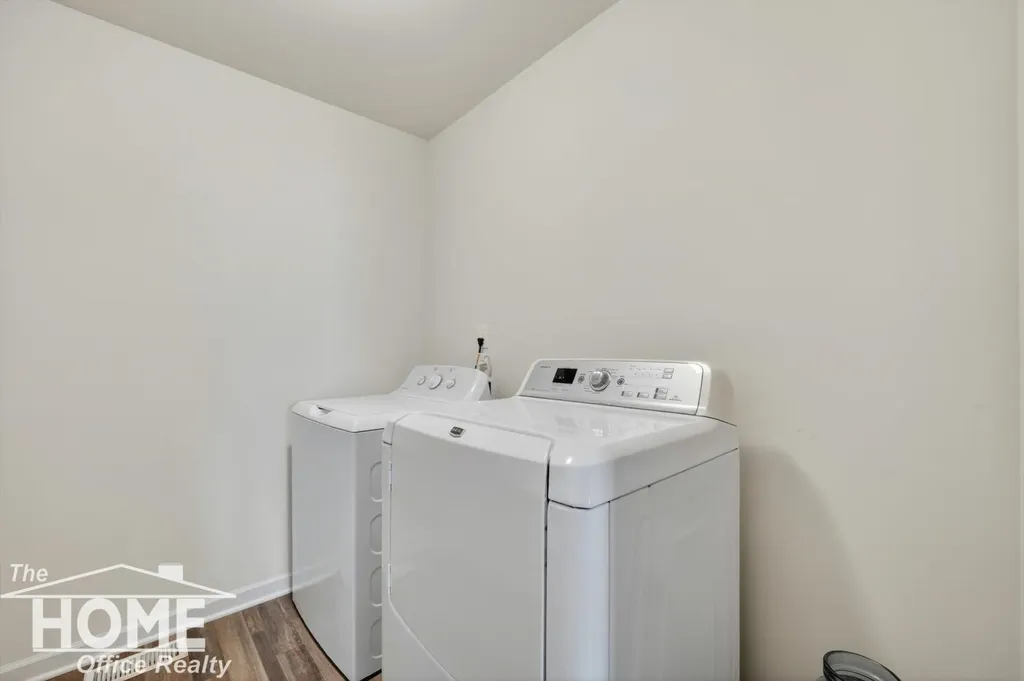 160 Ash Street Corunna City MI 48817