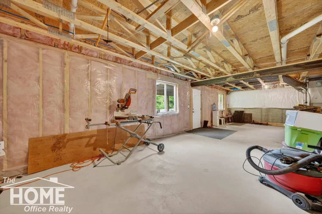 160 Ash Street Corunna City MI 48817