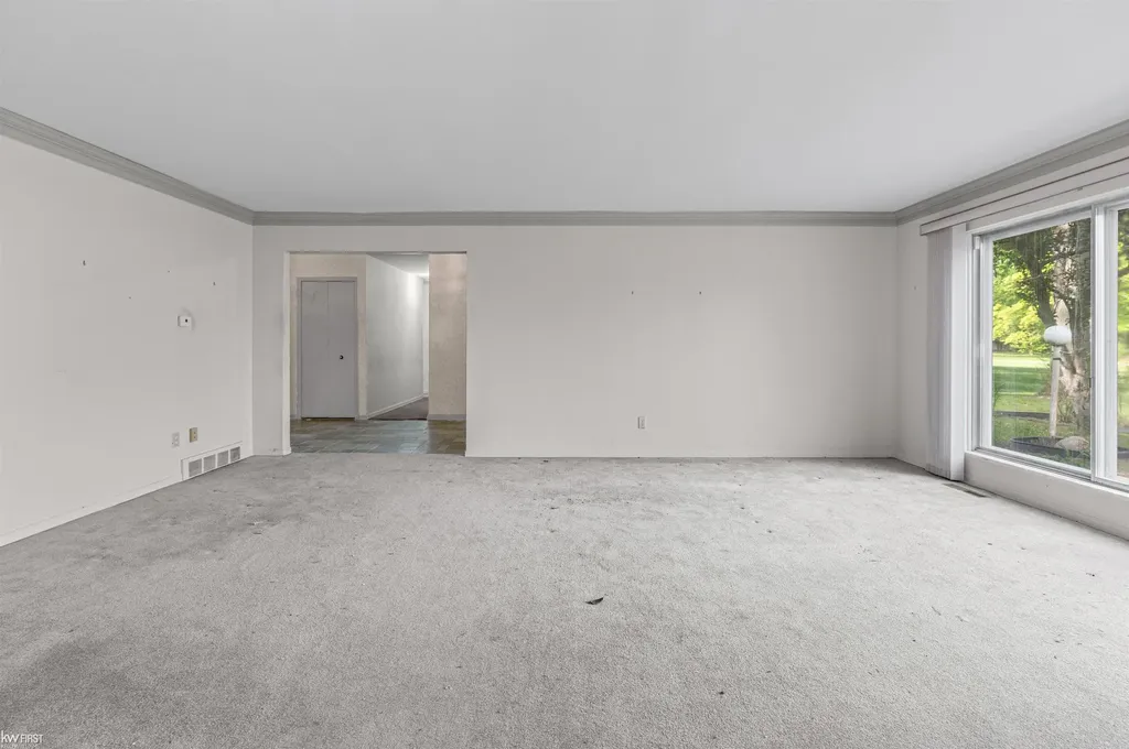 5531 Sugar Bush Lane Flint Charter Township MI 48532