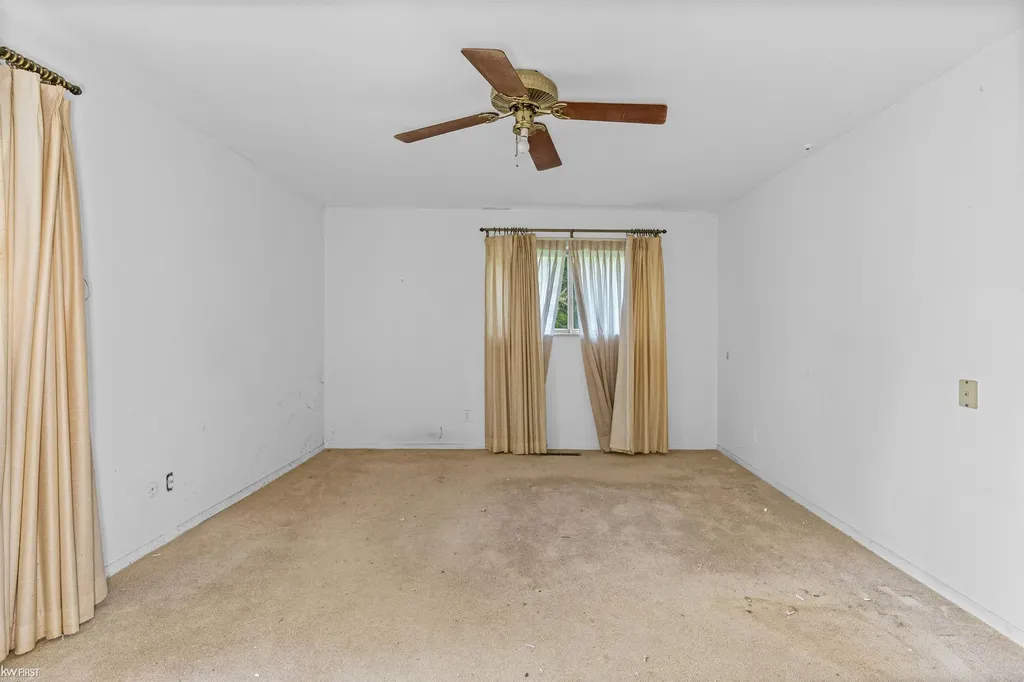 5531 Sugar Bush Lane Flint Charter Township MI 48532