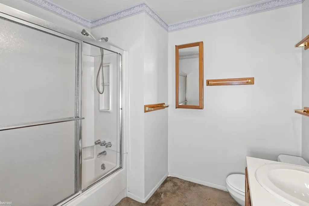 5531 Sugar Bush Lane Flint Charter Township MI 48532