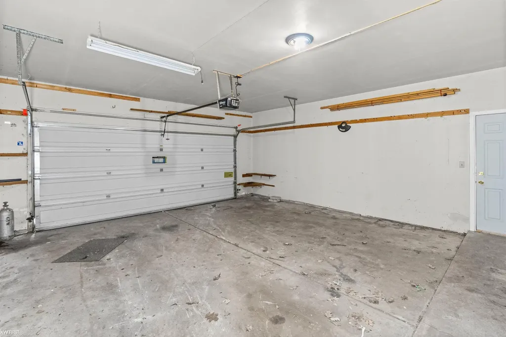 5531 Sugar Bush Lane Flint Charter Township MI 48532
