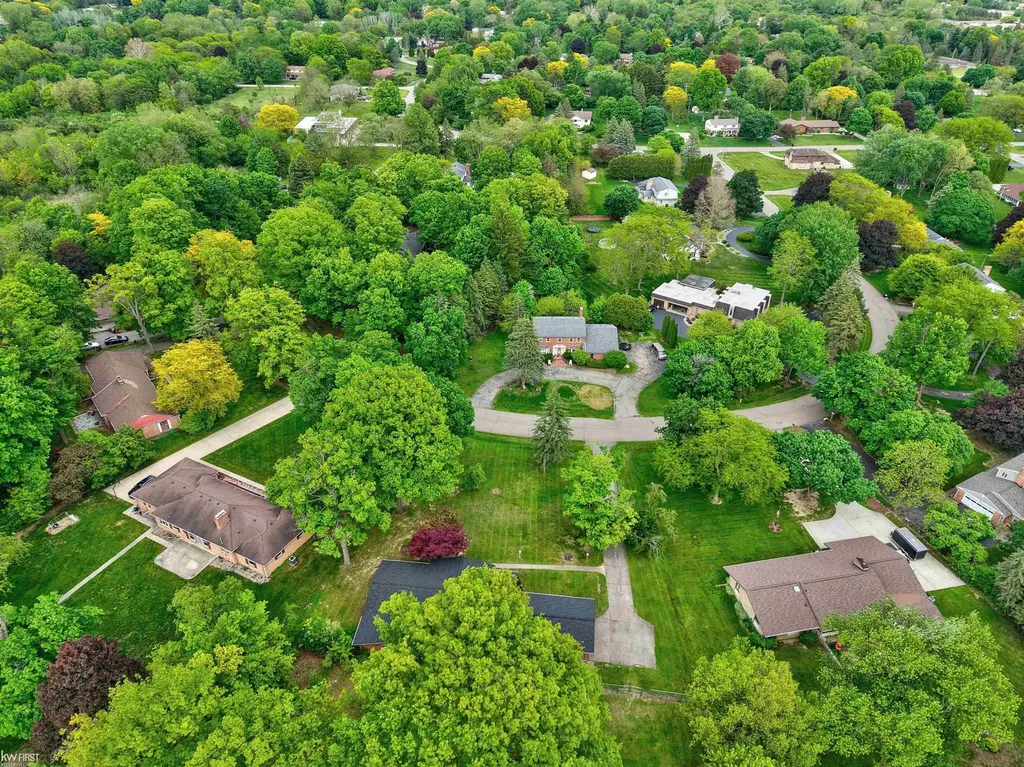 5531 Sugar Bush Lane Flint Charter Township MI 48532