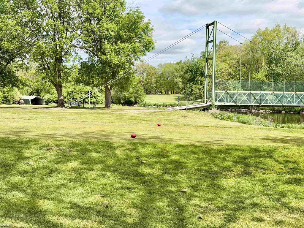 7432 River Road Flushing Charter Township MI 48433