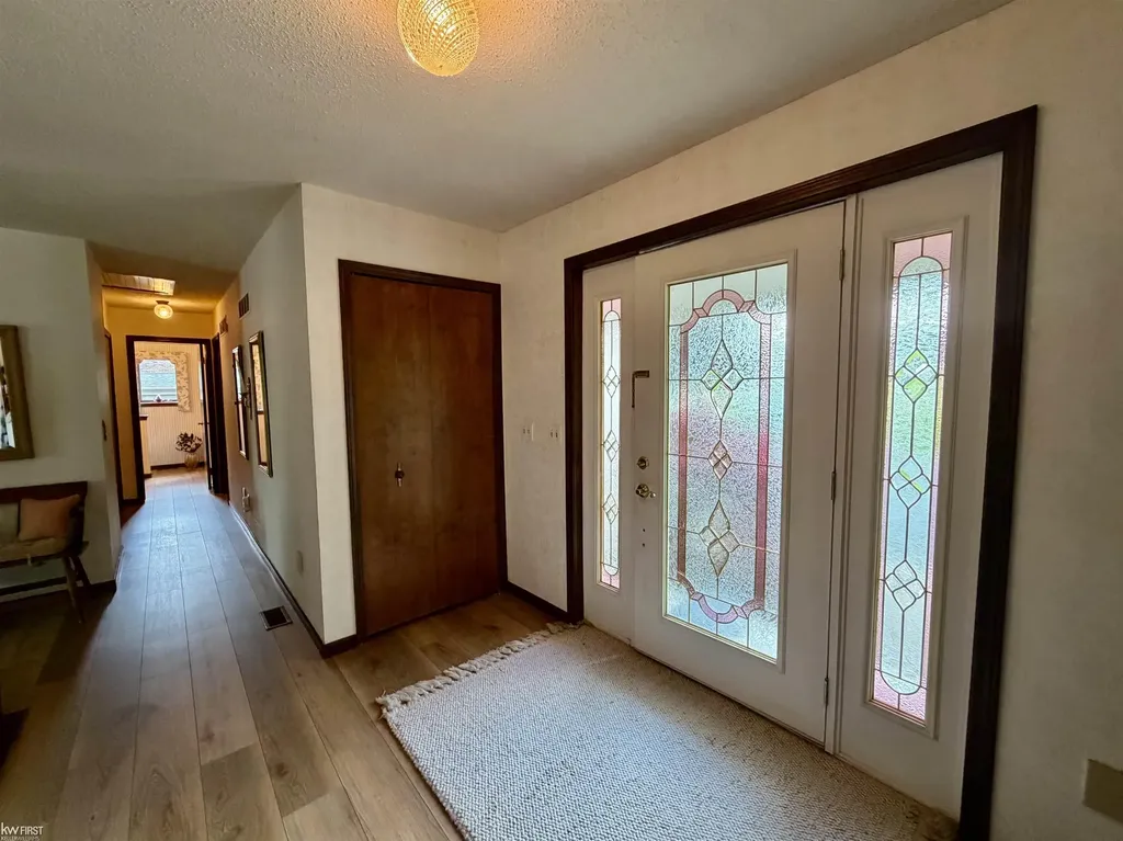 7432 River Road Flushing Charter Township MI 48433