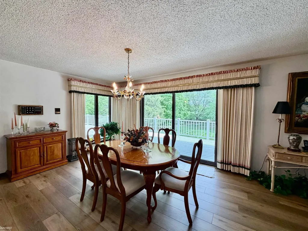 7432 River Road Flushing Charter Township MI 48433