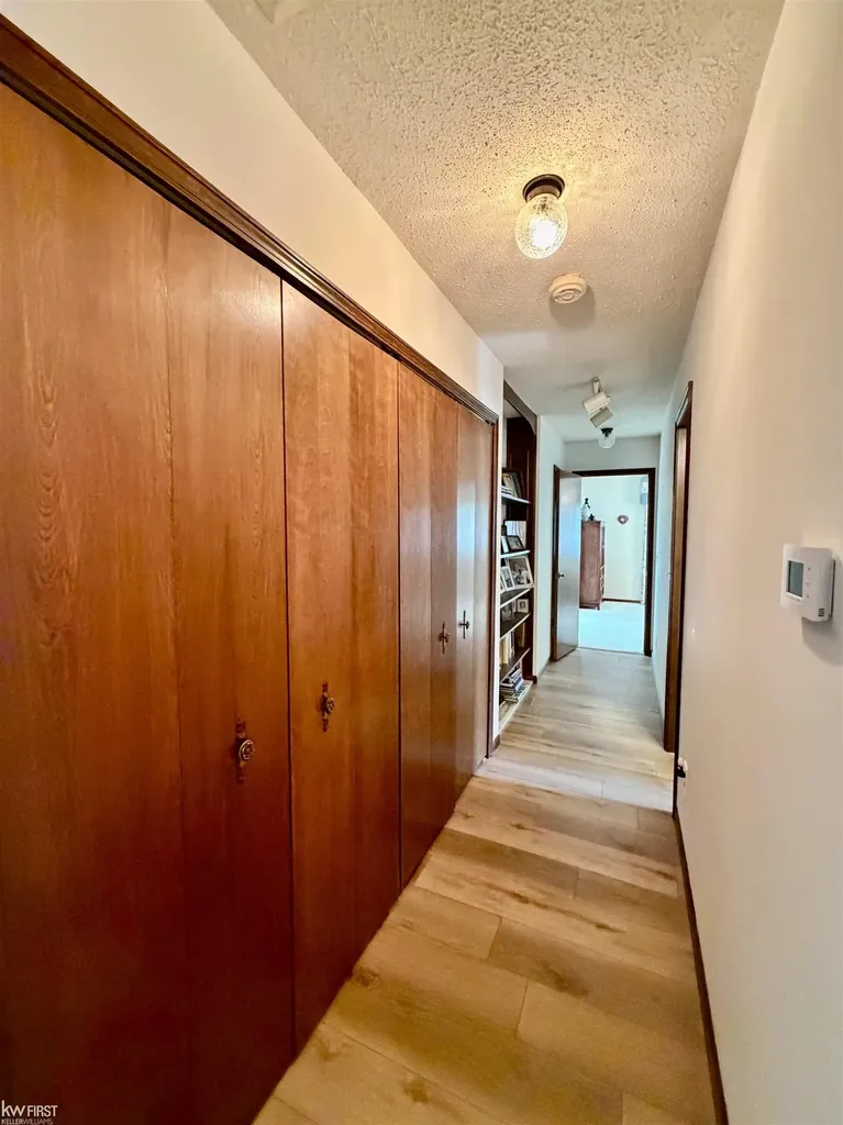 7432 River Road Flushing Charter Township MI 48433