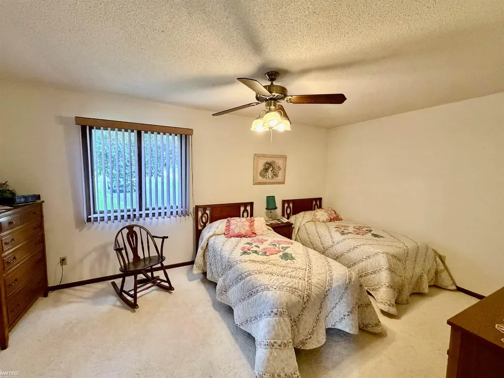 7432 River Road Flushing Charter Township MI 48433