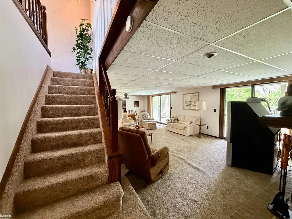 7432 River Road Flushing Charter Township MI 48433