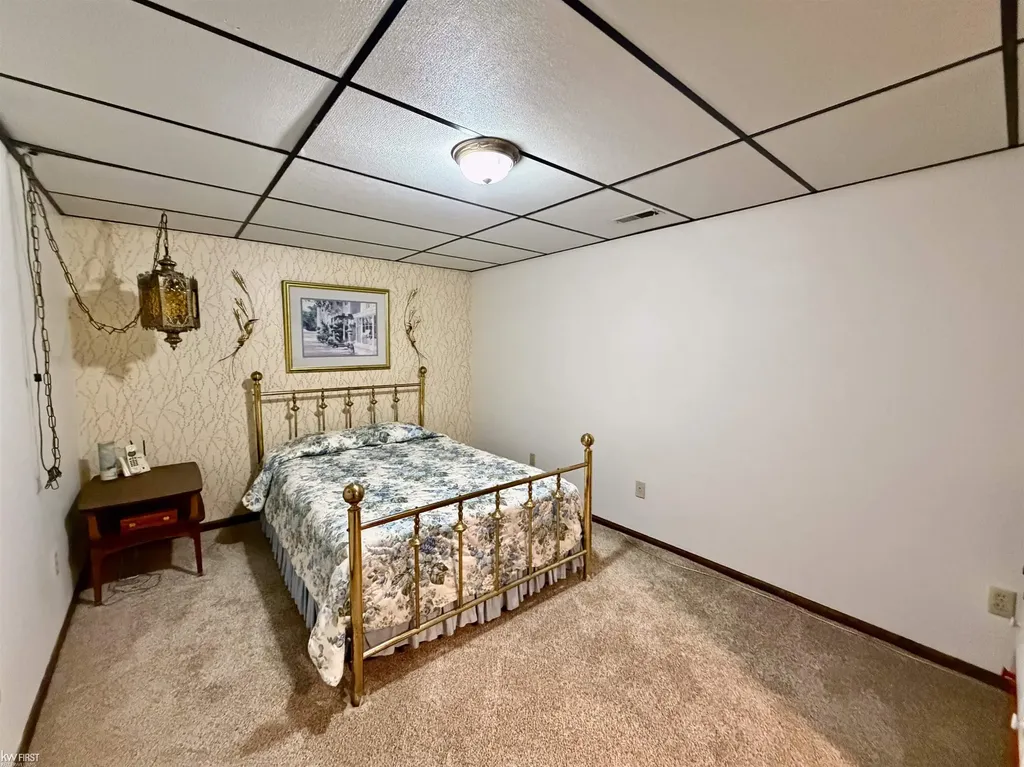 7432 River Road Flushing Charter Township MI 48433