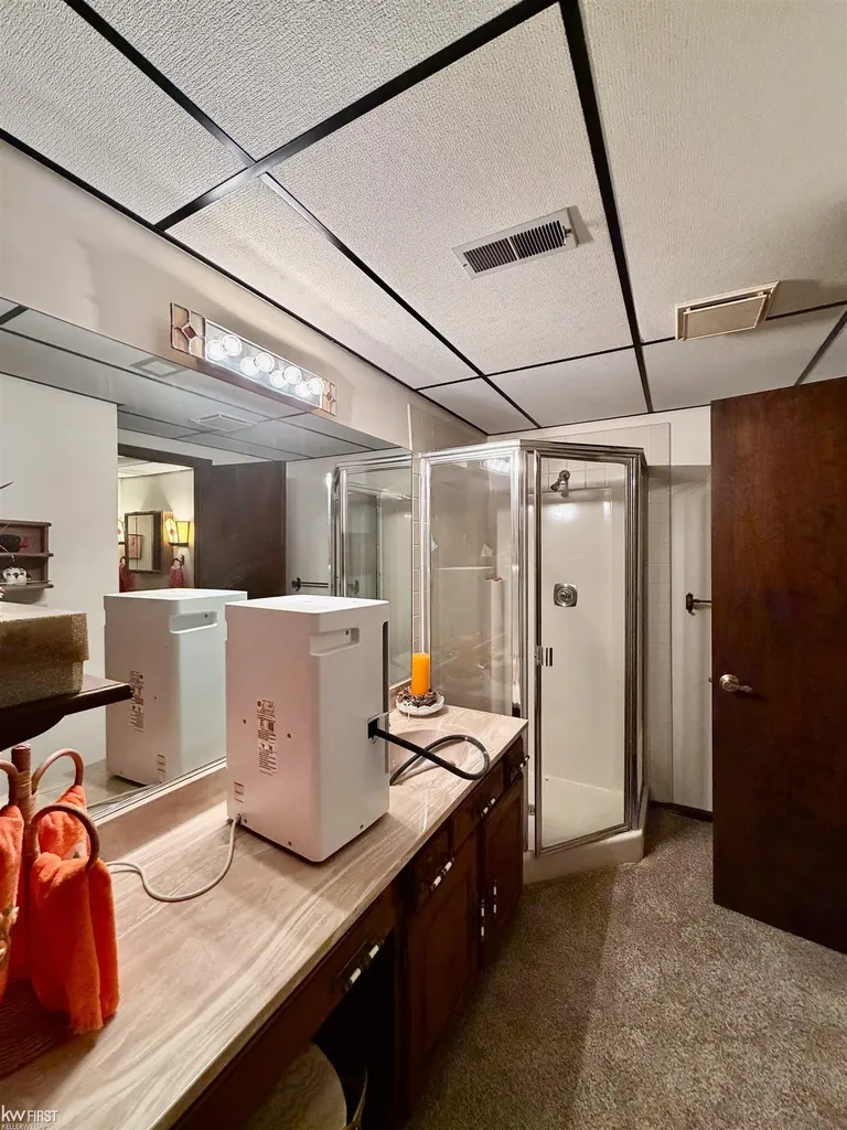 7432 River Road Flushing Charter Township MI 48433