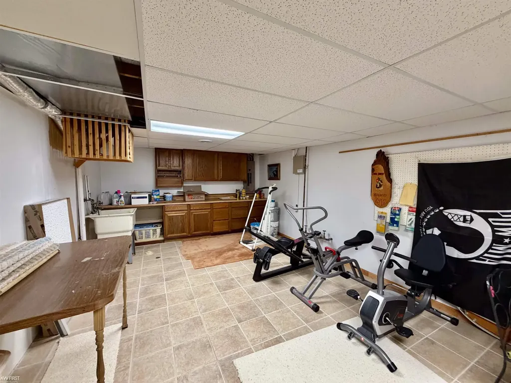 7432 River Road Flushing Charter Township MI 48433