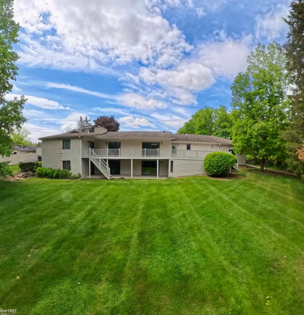 7432 River Road Flushing Charter Township MI 48433