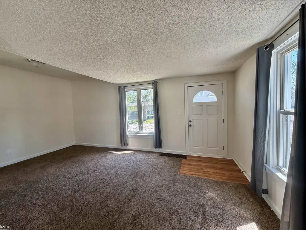 1217 Rawlins Street Port Huron City MI 48060