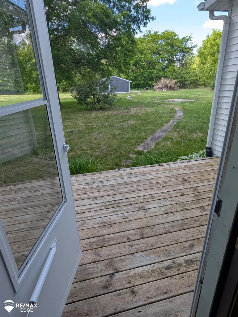 9408 Mcafee Road Montrose Charter Township MI 48457