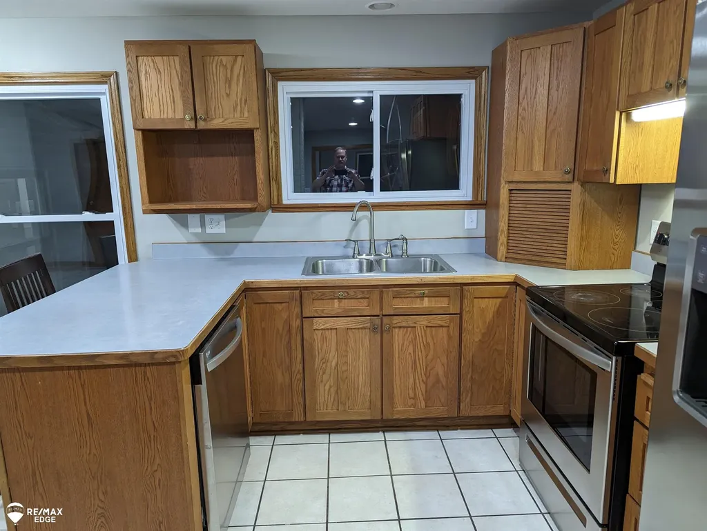 9408 Mcafee Road Montrose Charter Township MI 48457