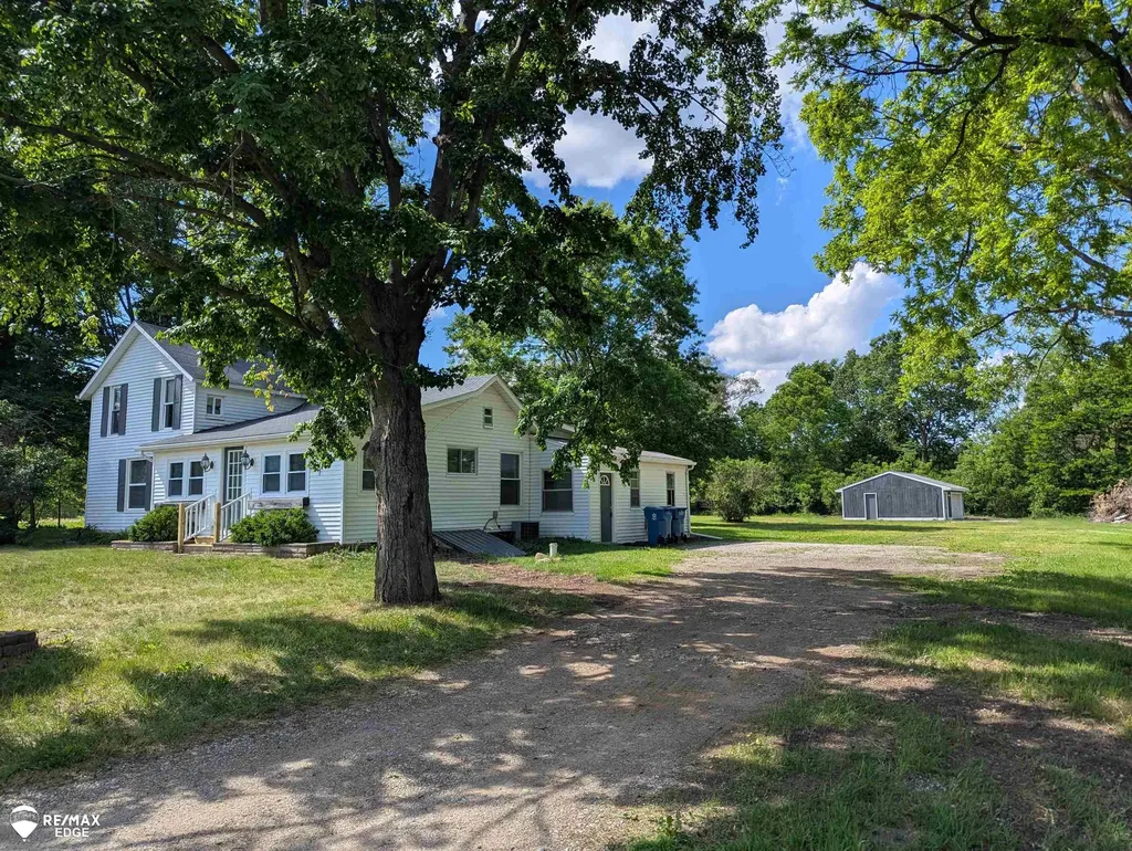 9408 Mcafee Road Montrose Charter Township MI 48457