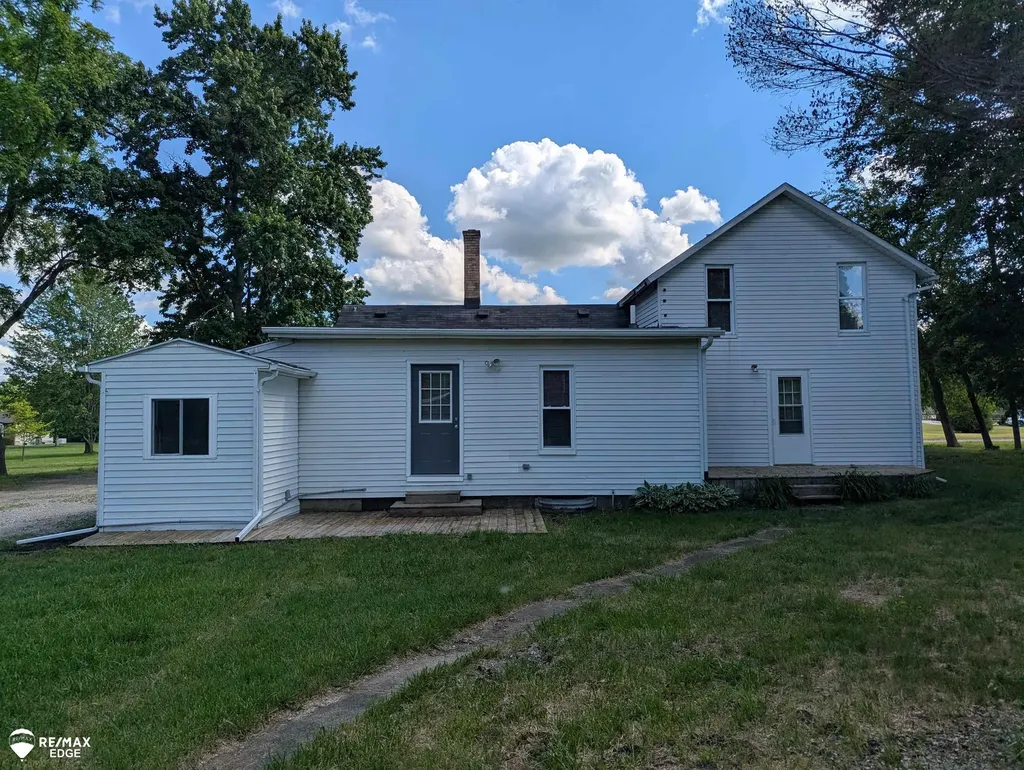9408 Mcafee Road Montrose Charter Township MI 48457